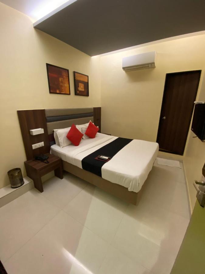 Hotel Regal International - Near Mumbai International Airport Andheri East 외부 사진