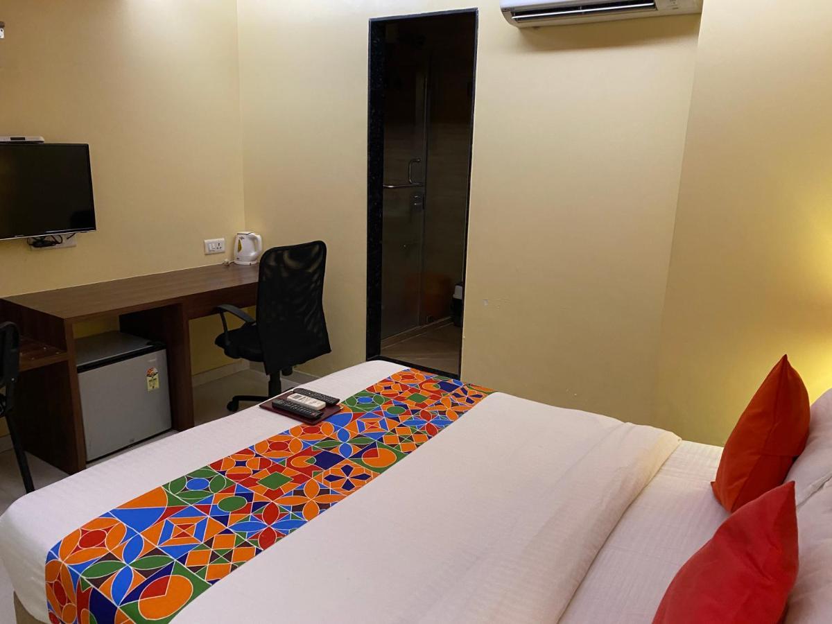 Hotel Regal International - Near Mumbai International Airport Andheri East 외부 사진