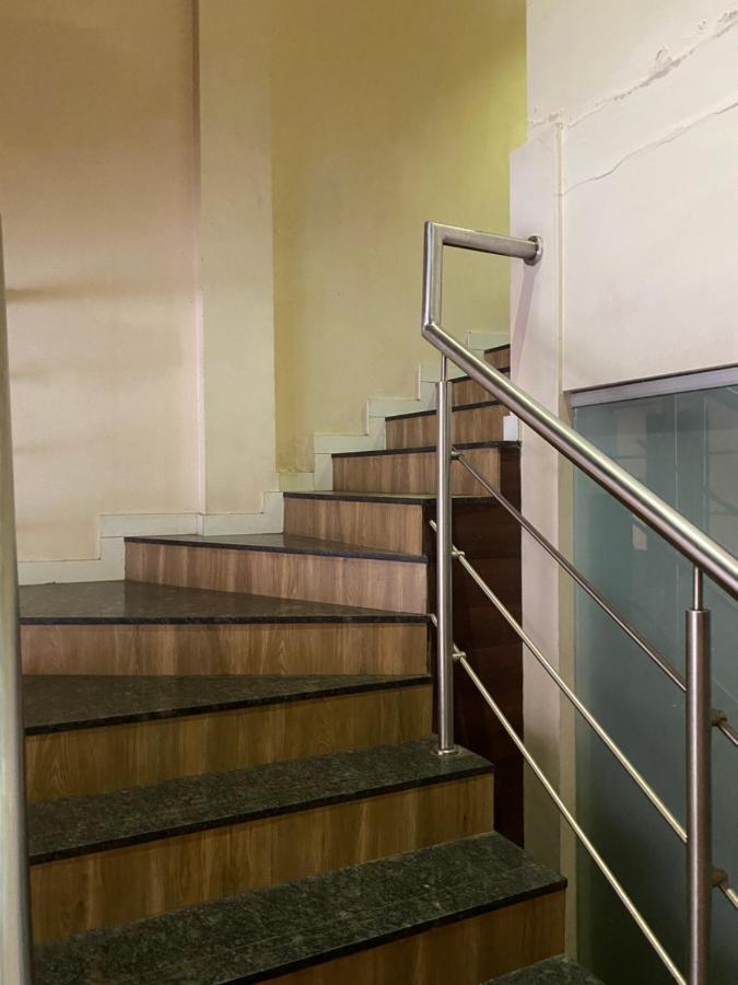 Hotel Regal International - Near Mumbai International Airport Andheri East 외부 사진